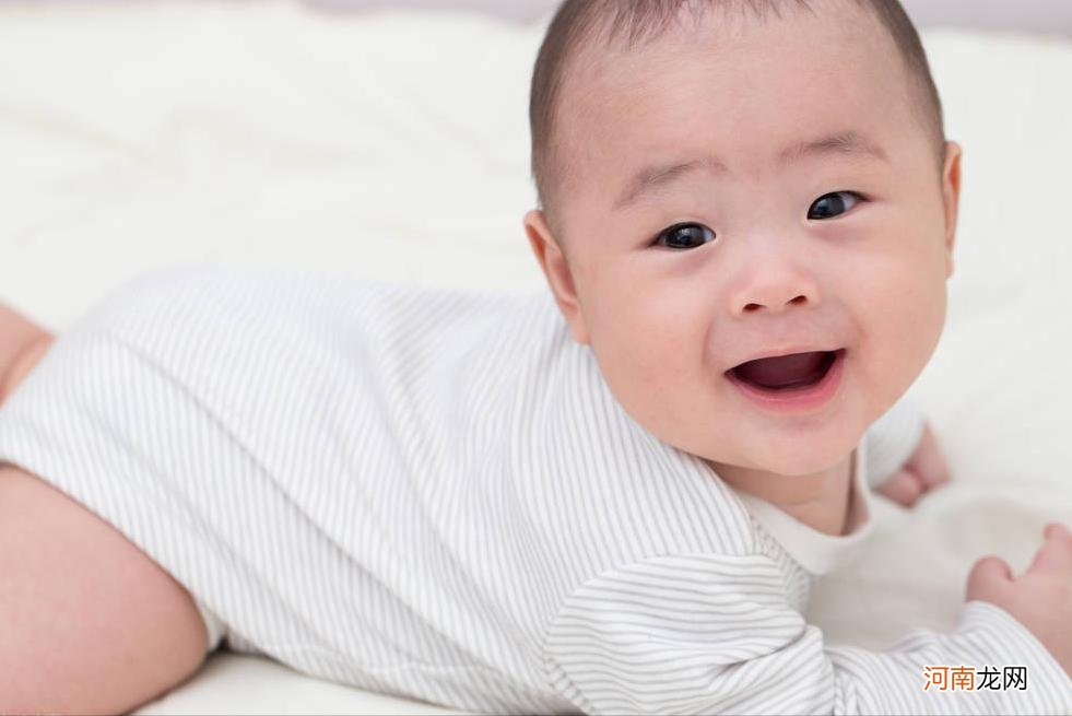宝宝的笑有“魔力”，爱笑的孩子健康更聪明，10个逗笑方法很管用