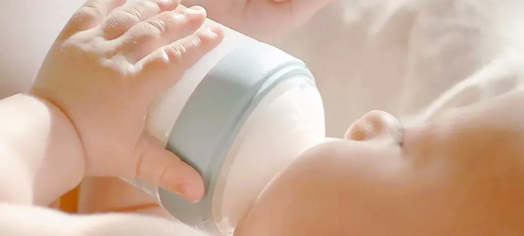 宝宝喝奶粉经常便秘怎么办 长期便秘婴儿喝什么奶粉好