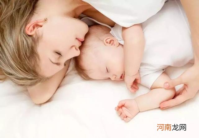 什么时候与娃分房睡？不要早于此年龄，会影响宝宝长个和大脑发育