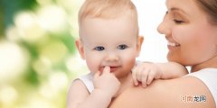 一岁宝宝辅食和奶怎么安排 一岁宝宝吃奶粉多少量
