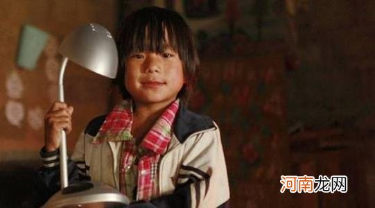 家长建议把《荷塘月色》移除课本,家长是不是太玻璃心了