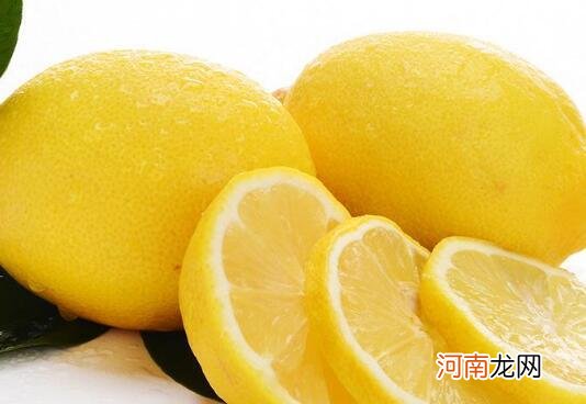 新鲜柠檬怎么吃 吃新鲜柠檬的好处与功效