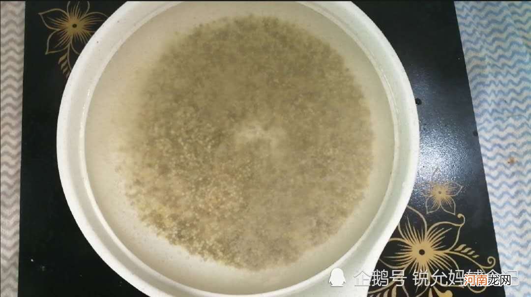 宝宝辅食，6个月到1周岁宝宝辅食的宝典，妈妈可以收藏，网友：这个好