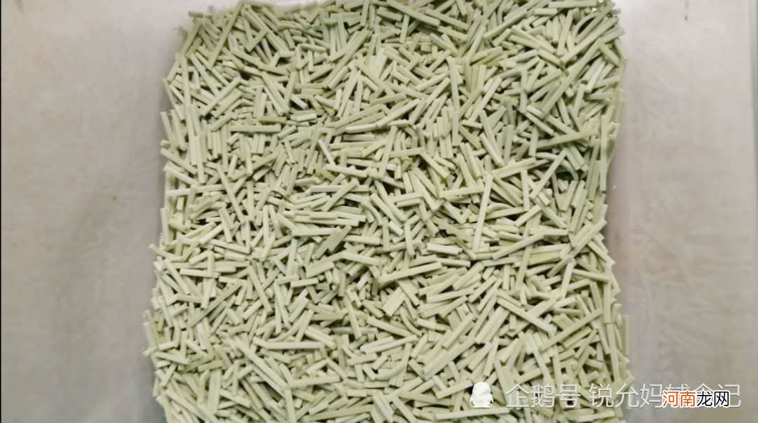 宝宝辅食，6个月到1周岁宝宝辅食的宝典，妈妈可以收藏，网友：这个好