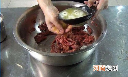 肉都要上浆炒吗？不是，要这样分！