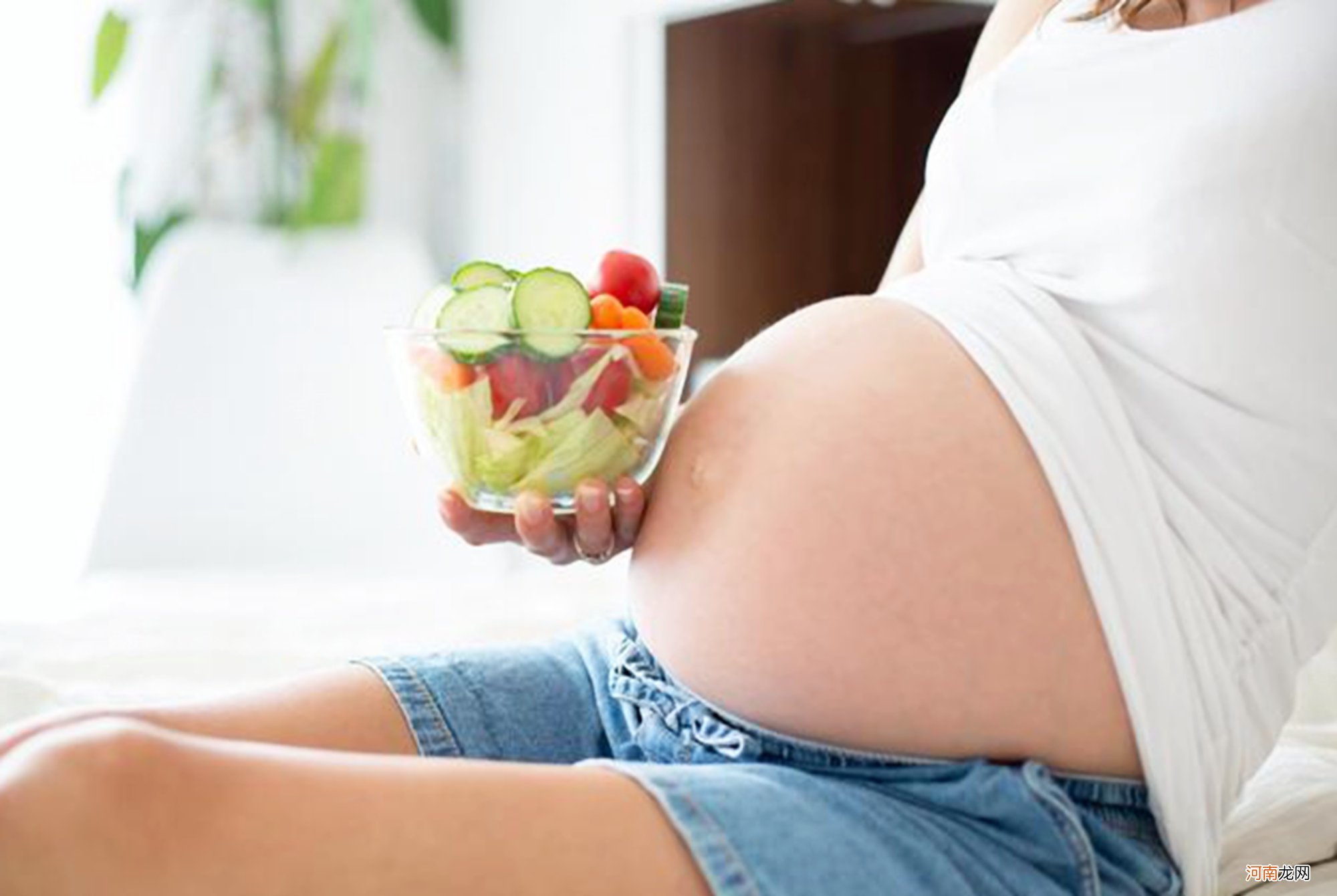 胎儿也有猛涨期，孕妈抓住信号，在饮食上做到“三要二不要”