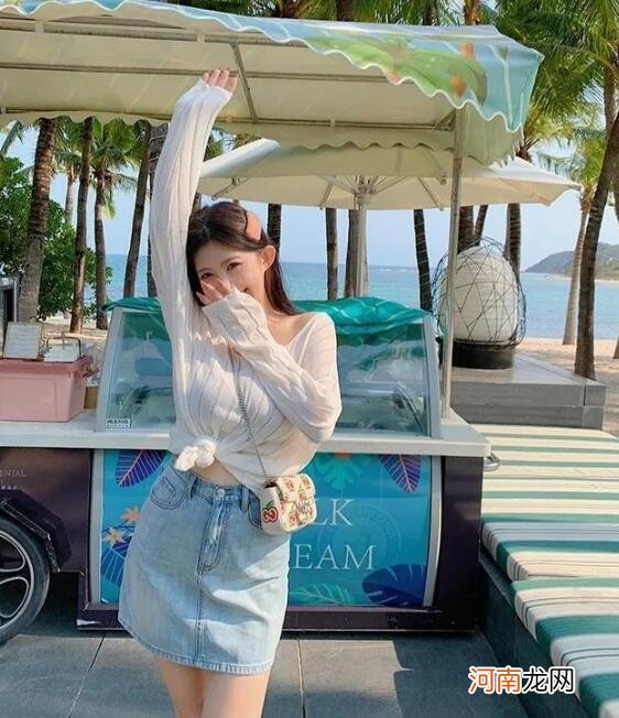 小个子大胸女生怎么穿搭?