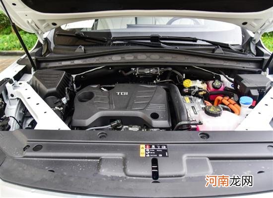 预售16.98万起 新款荣威RX5 eMAX实车到店优质