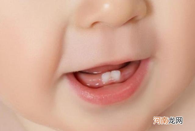 宝宝牙齿萌发期，宝妈辅食安排要有招数，牙齿长得好，营养不能少
