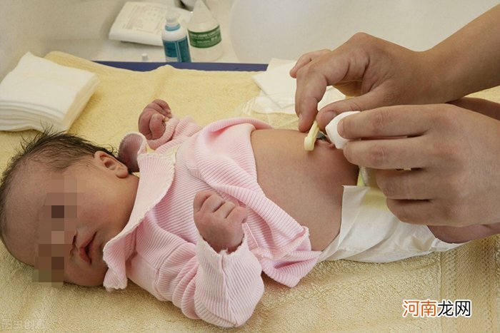 刚出生的宝宝太丑?如果是这4个部位,将来颜值会很高,不用担心