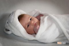 包被用的最多的4个时期 婴儿抱被用到多大
