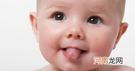 宝宝舌苔厚白怎么调理 婴儿舌苔厚白是怎么回事