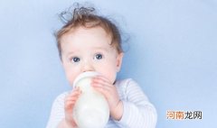 婴儿呛奶与哪些因素有关 新生婴儿呛奶的家庭急救法