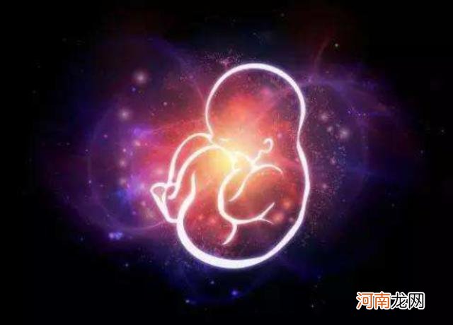 大部分胎儿不会“准时”出生，跟性别无关，主要受4个条件影响