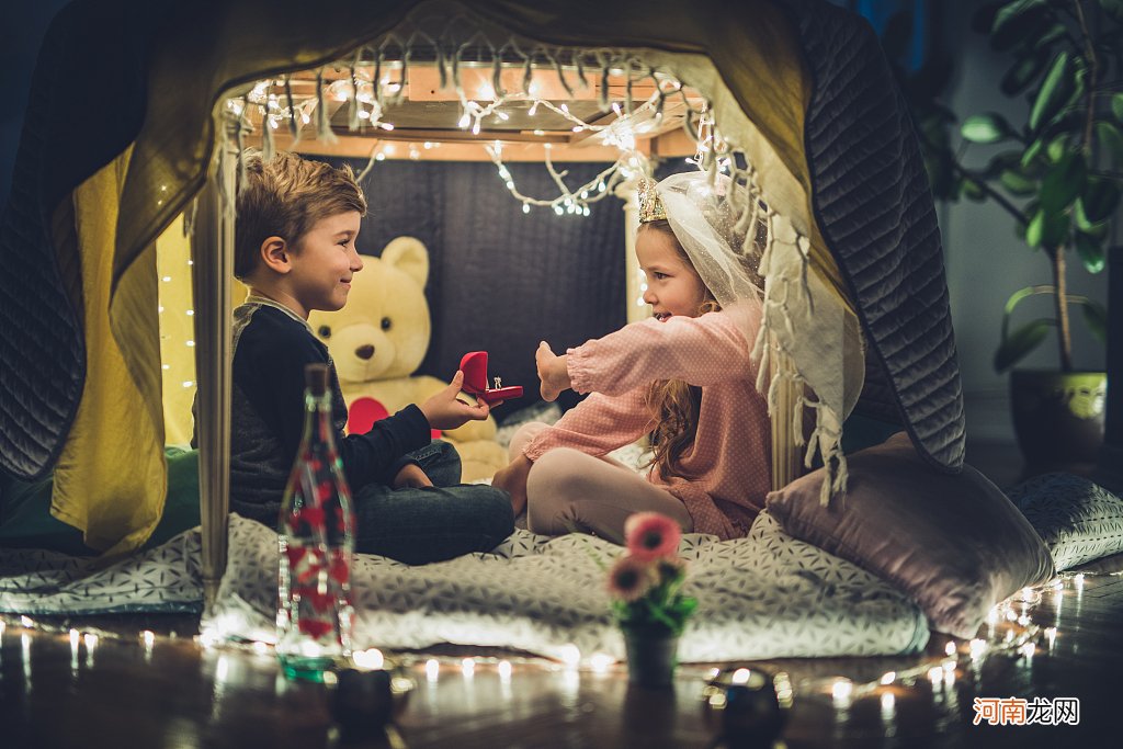 你嫌说性早，性不嫌孩子小，避免女孩被伤害的三招拆解！