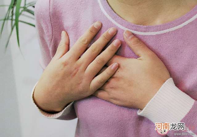 乳房不对称|15岁女孩乳房不对称查出10cm肿瘤 需要注意突然不对称的乳房