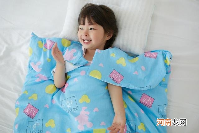 幼儿园毕业后，家长和孩子要做出改变，让“幼升小”更顺利