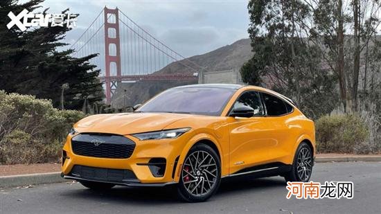 福特“电马”下线 对战特斯拉Model Y