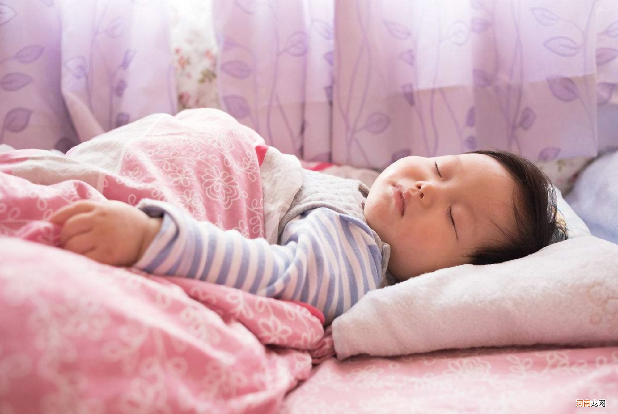 孩子腿部有这种特征,可能是“大长腿”的预兆,娃的身高有望了