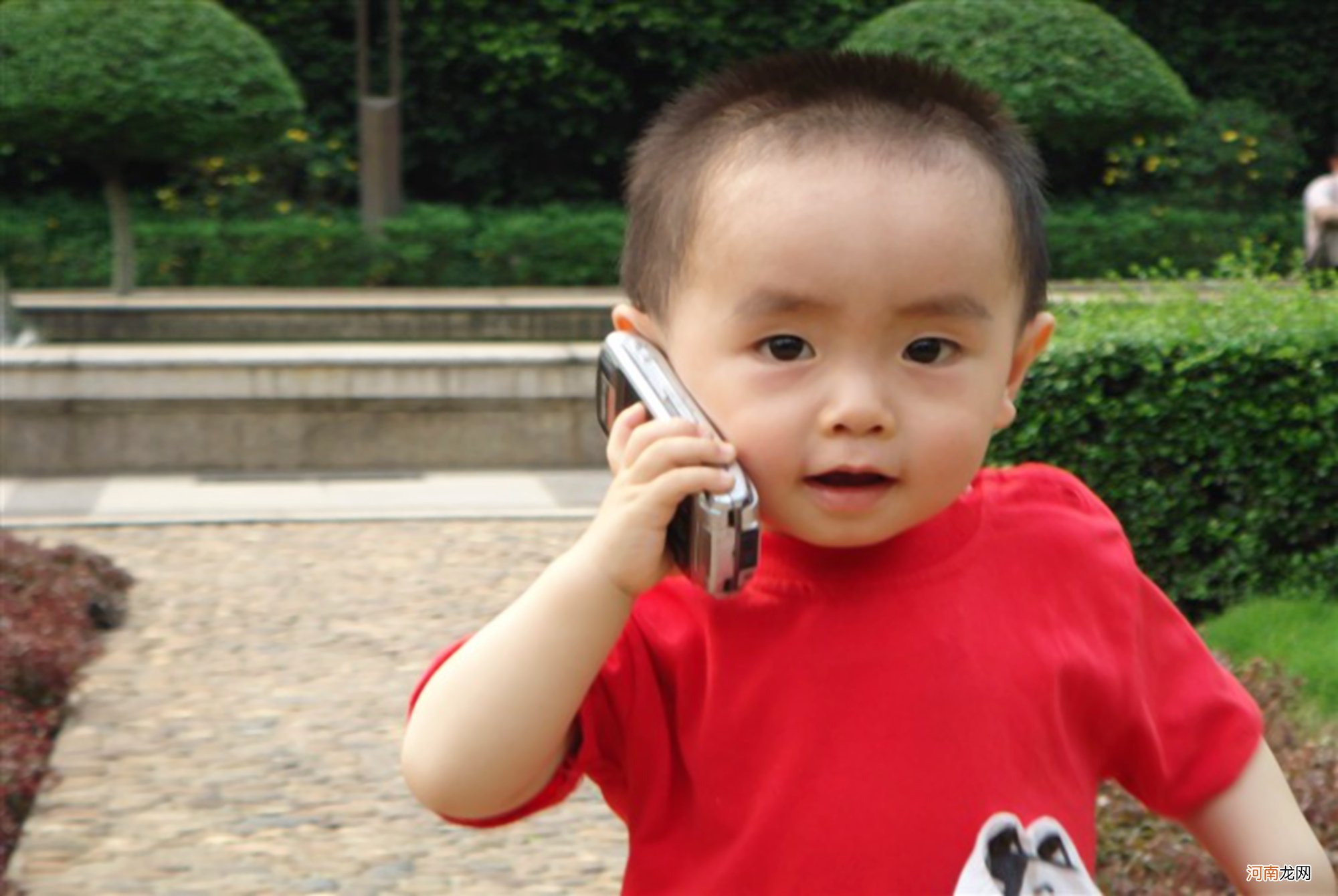 孩子腿部有这种特征，可能是“大长腿”的预兆，娃的身高有望了