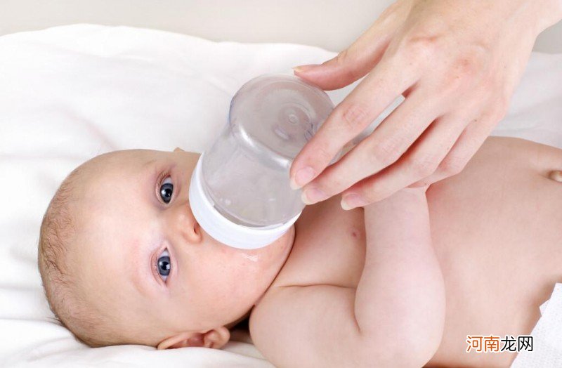 母乳喂养配方奶喂养的便便什么样 奶粉喂养大便稀正常吗