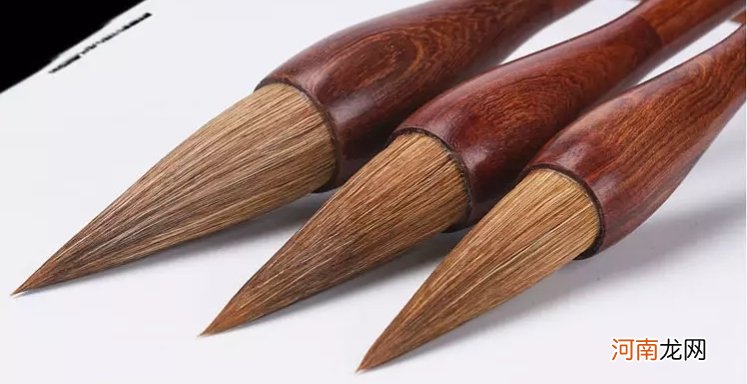 毛笔的起源与发展史 世界上第一支毛笔是谁发明的