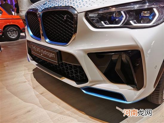 总功率275kW 宝马iX5氢燃料车明年量产