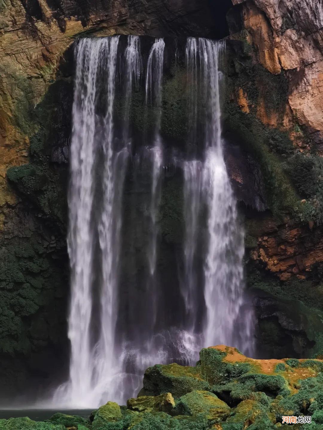 手机拍出瀑布和水流好看照片的教程 拍摄瀑布技巧