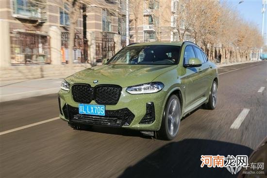 2.0T+8AT还能带来新鲜感？试驾：宝马X4