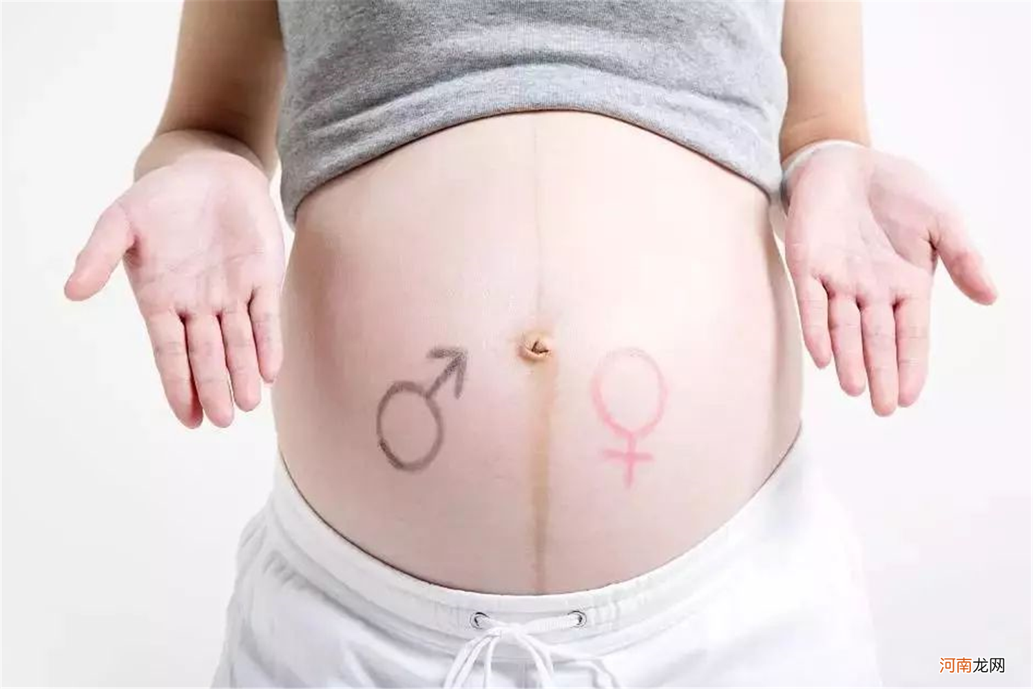 孕妇肚子上的妊娠线和妊娠纹,一字之差大有不同,孕期功课要做足