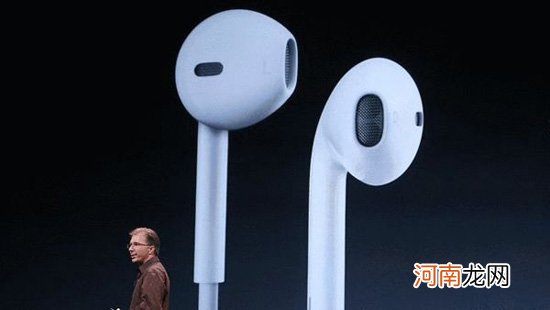 苹果耳机二代和三代的区别 苹果耳机应该选择哪个
