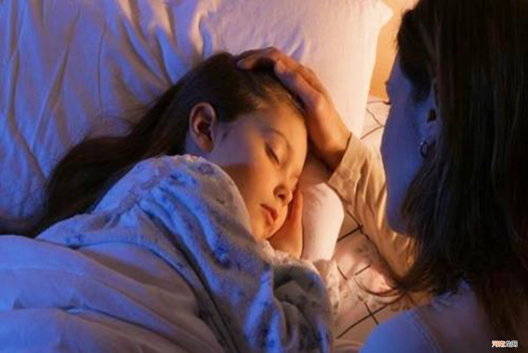 孩子床头有3样东西不能放，不仅影响大脑发育，还可能招来“病”