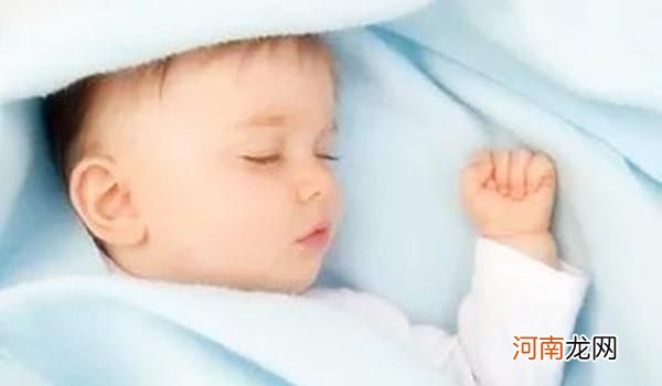 新生儿可以用枕头吗 婴儿可以用书当枕头吗