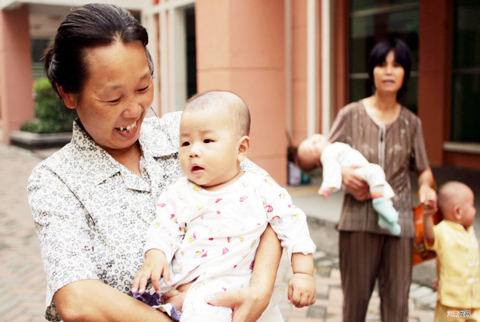 孩子和老人睡不好？是迷信的说法，还是确有科学道理，听专家咋说