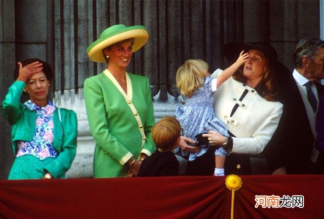 英王室最淘气小孩：乔治戏最多、威廉爱恶作剧，碧翠丝是爱哭鬼