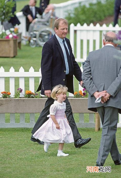 英王室最淘气小孩：乔治戏最多、威廉爱恶作剧，碧翠丝是爱哭鬼