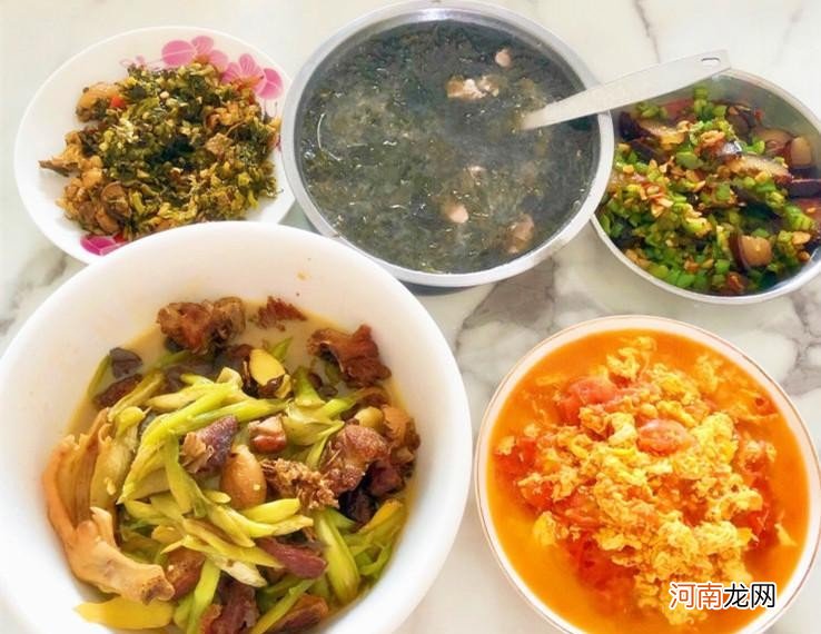 产后第30天后的月子餐 坐月子食谱30天窍门