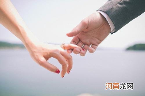 莫泊桑：生活像冰，也可以像冰糖，关键在于这一点