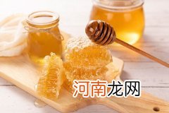 每天喝蜂蜜好吗 蜂蜜水的功效与作用