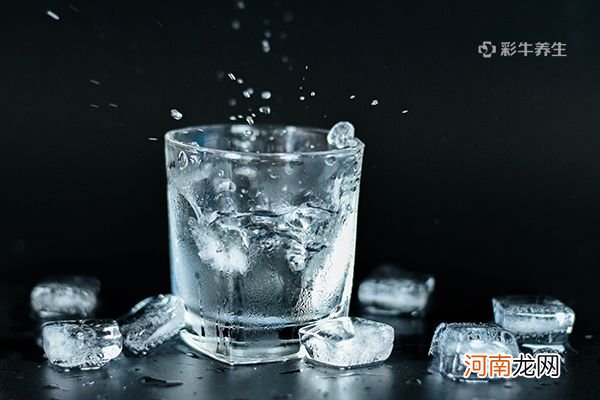 冰水喝多了有什么坏处 冰水喝多了的危害有哪些