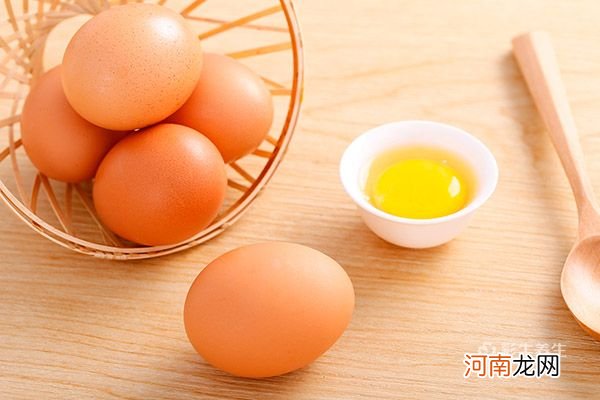 蛋黄和蛋白哪个营养价值高 鸡蛋的功效与作用