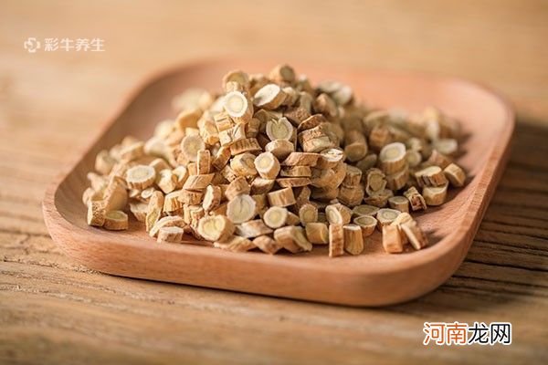 黄芪怎么泡水喝 黄芪泡水喝的功效与作用