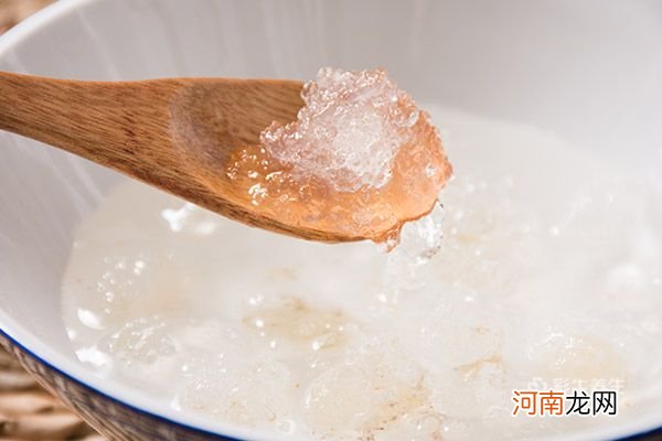 雪燕的功效与作用吃法 雪燕的好处及食用方法