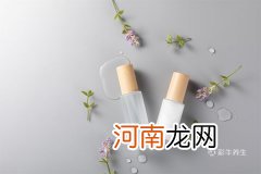 化妆水和爽肤水的区别 化妆水和爽肤水一样吗