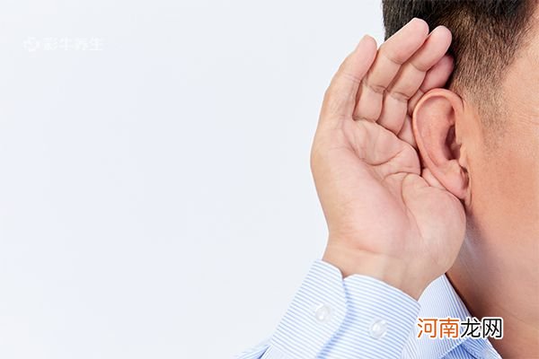 耳鸣有几种原因引起 引起耳鸣的原因是什么