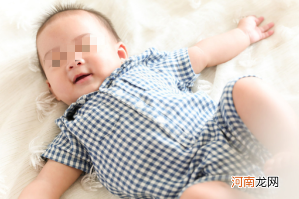 孩子什么时候会认妈妈？有这3种表现时，说明娃会认人