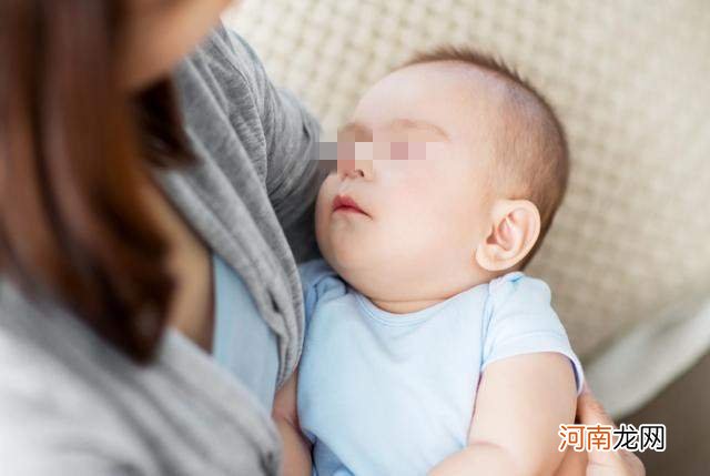 孩子什么时候会认妈妈？有这3种表现时，说明娃会认人