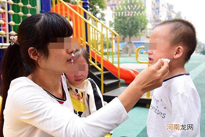 幼儿园老师坦言：3岁上幼儿园，并不是最佳年龄，“副作用”太多