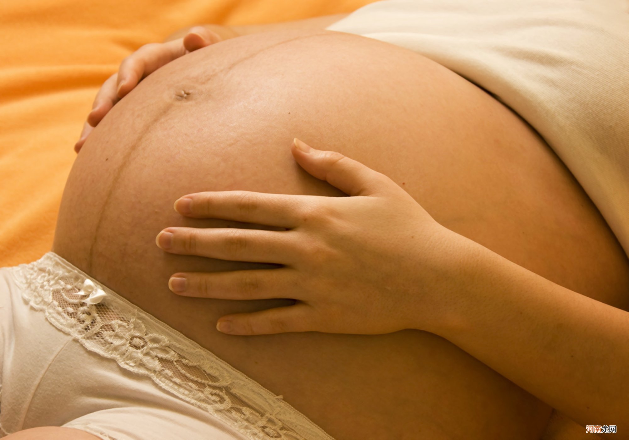 孕晚期有一种难熬的痛，痛到“怀疑人生”，容易找上这4类孕妈