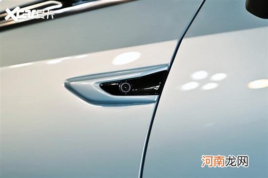 实拍上汽大通MAXUS MIFA 9 不摇号的MPV